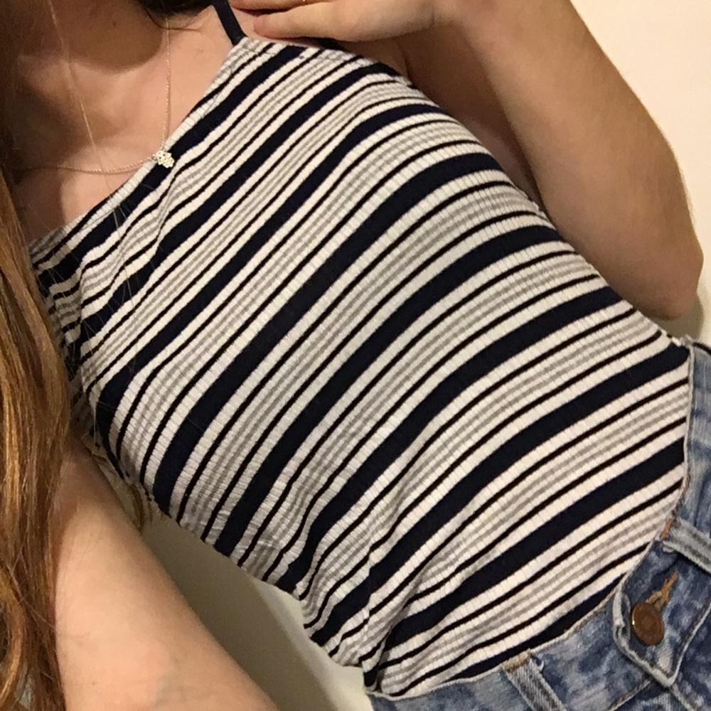 ✨striped tank top✨